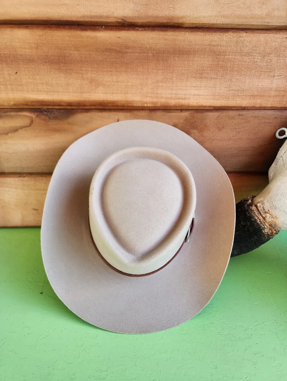 Vintage Gambler Western Hat - 100% Virgin Wool - Medium Men or Women's